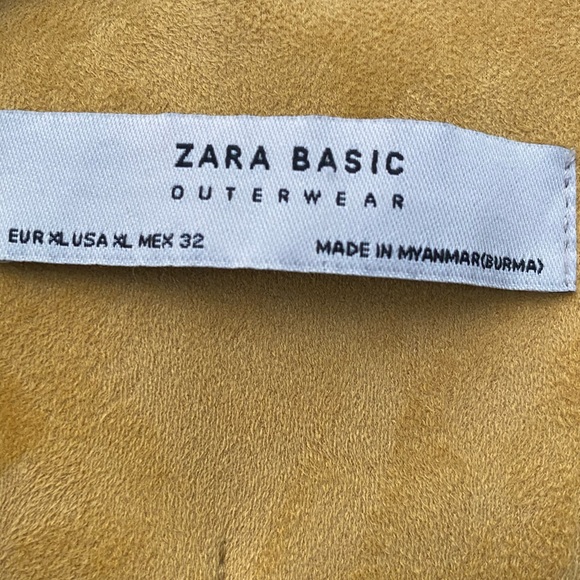 Yellow coat - Picture 3 of 3